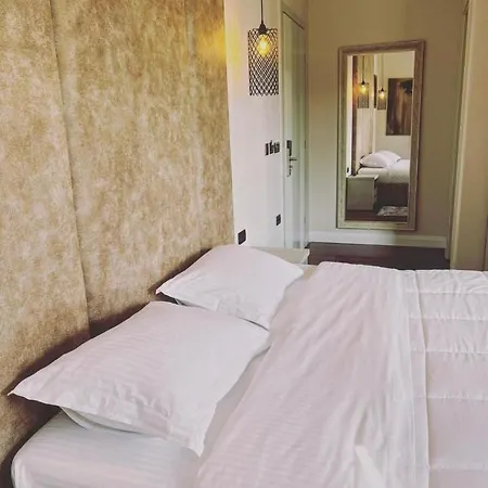 Secret Hotel,korce 호텔 코르처
