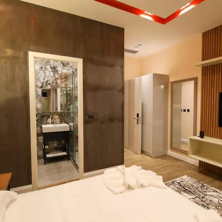 Secret Hotel,korce *