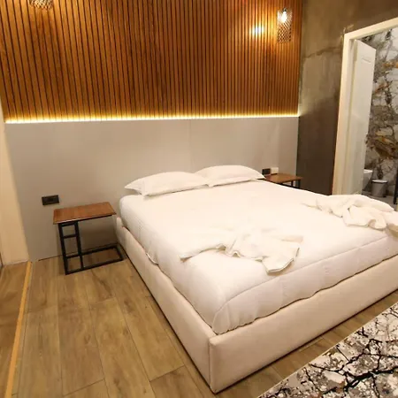 Secret Hotel,korce فندق